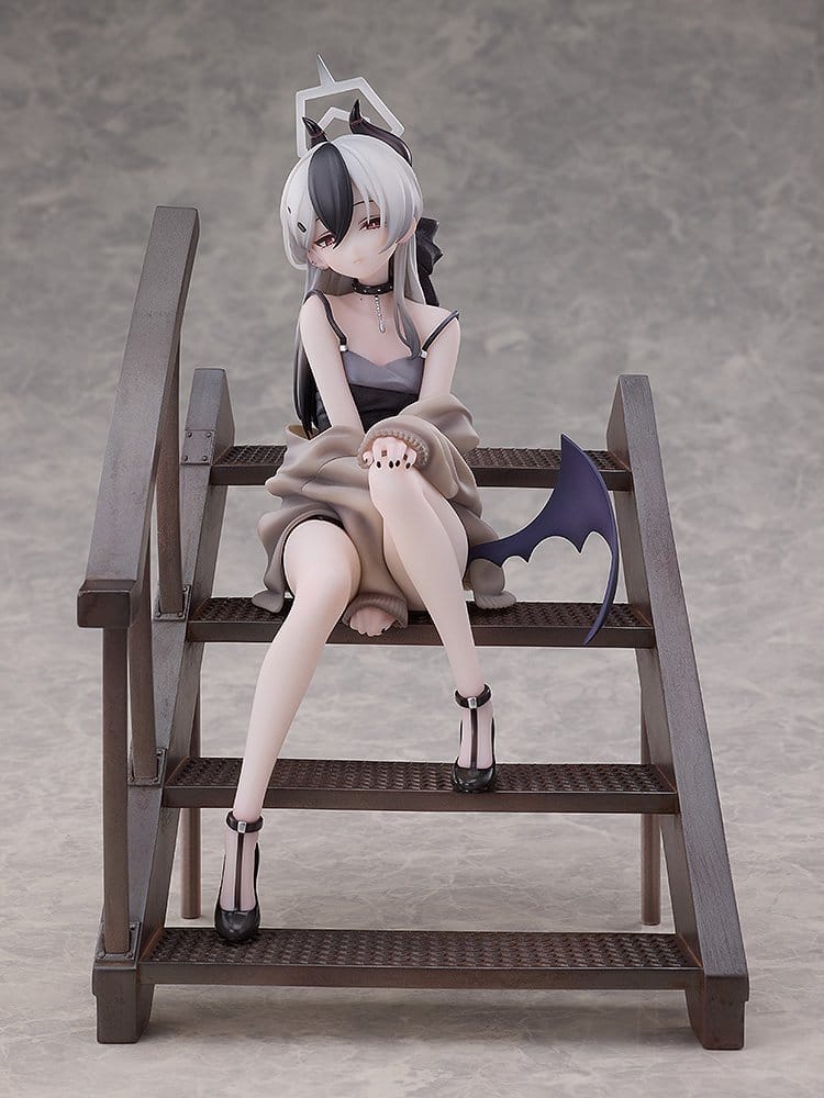 Blue Archive statuette PVC 1/7 Kayoko (Dress): Memorial Lobby Ver. 22 cm