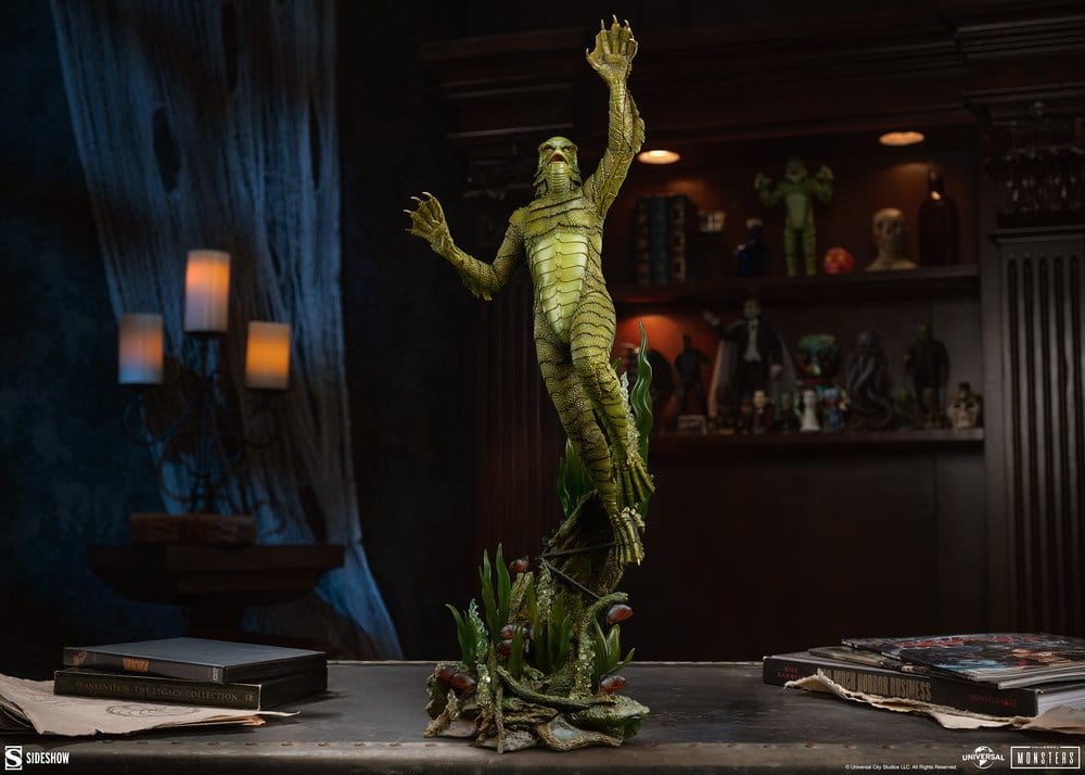Universal Monsters statuette Premium Format Creature from the Black Lagoon 80 cm