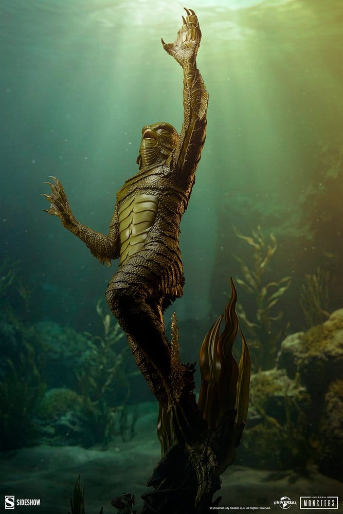 Universal Monsters statuette Premium Format Creature from the Black Lagoon 80 cm