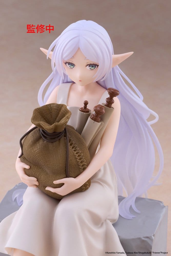 Frieren: Beyond Journey's End figurine PVC Desktop Cute Frieren (In training Ver.) 16 cm