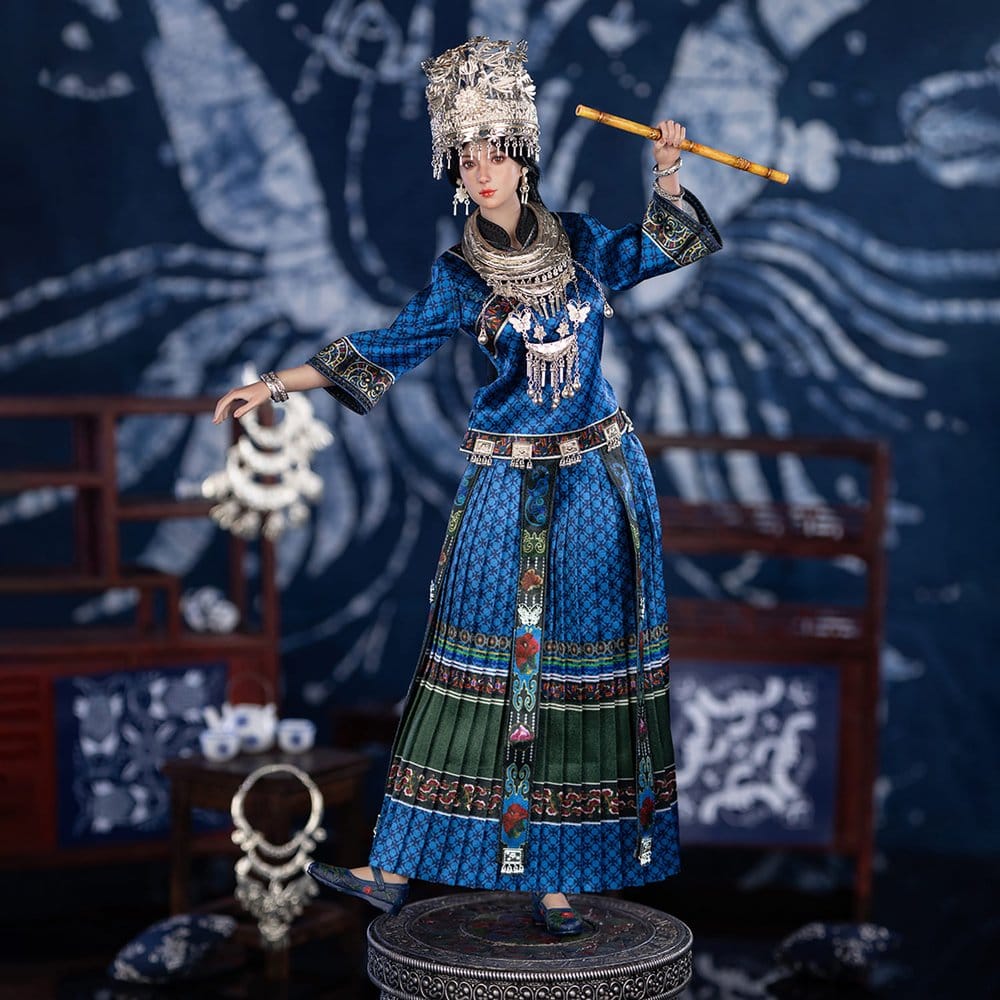 The Miao of China's 56 Ethnic Groups figurine 1/6 Blue 30 cm