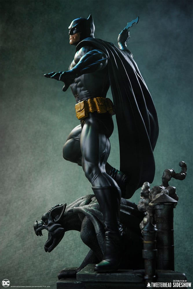 DC Comics statuette 1/6 Batman (Black and Gray Edition) 50 cm