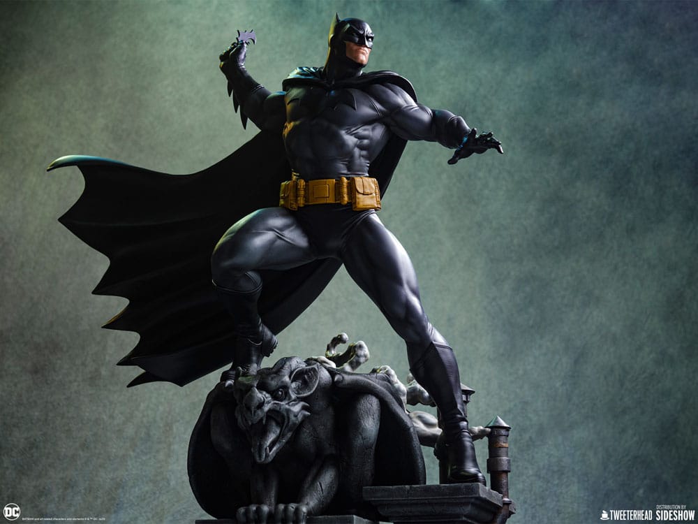 DC Comics statuette 1/6 Batman (Black and Gray Edition) 50 cm