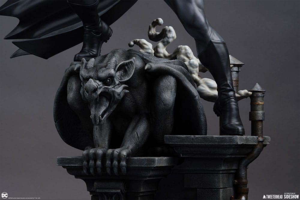 DC Comics statuette 1/6 Batman (Black and Gray Edition) 50 cm