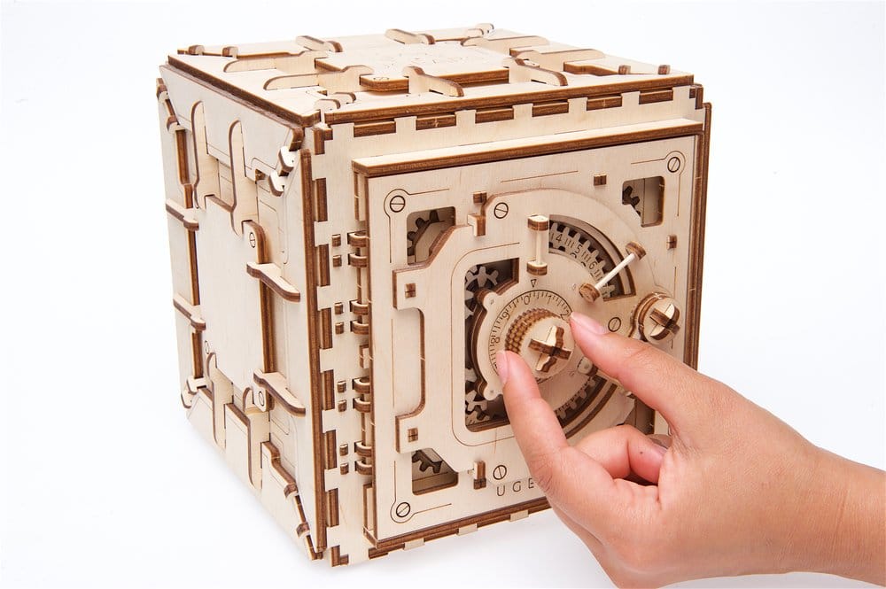 Ugears maquette en bois Coffre-fort
