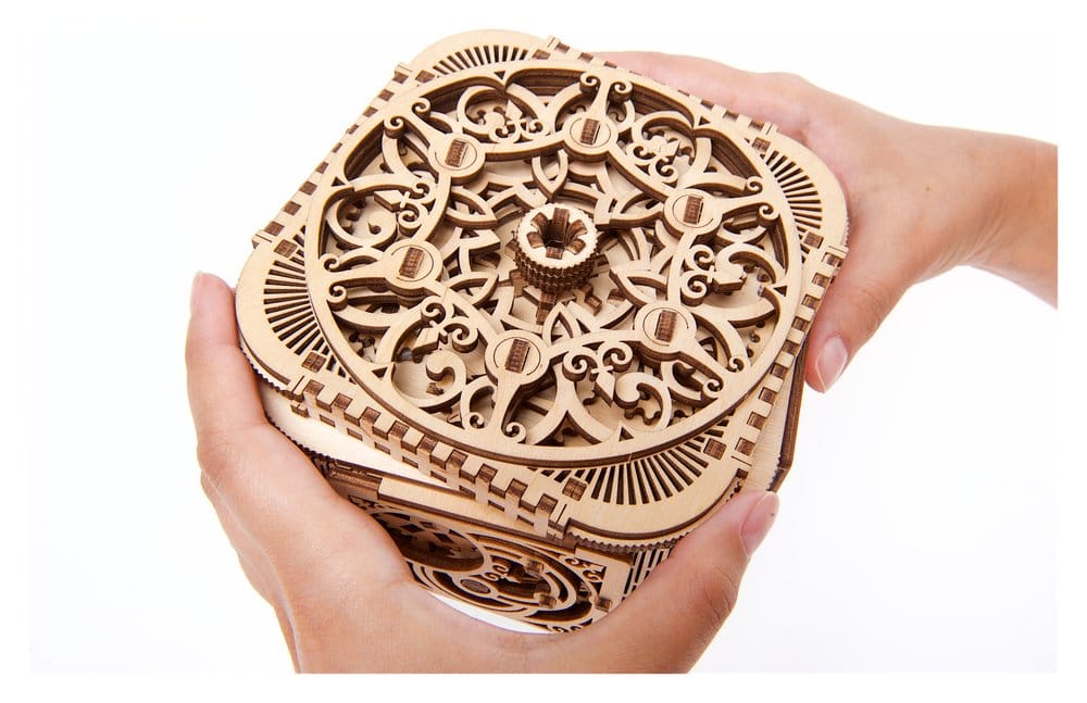 Ugears maquette en bois Boîte à trésor