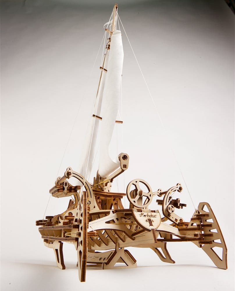 Ugears puzzle en bois 3D Trimaran Merihobus