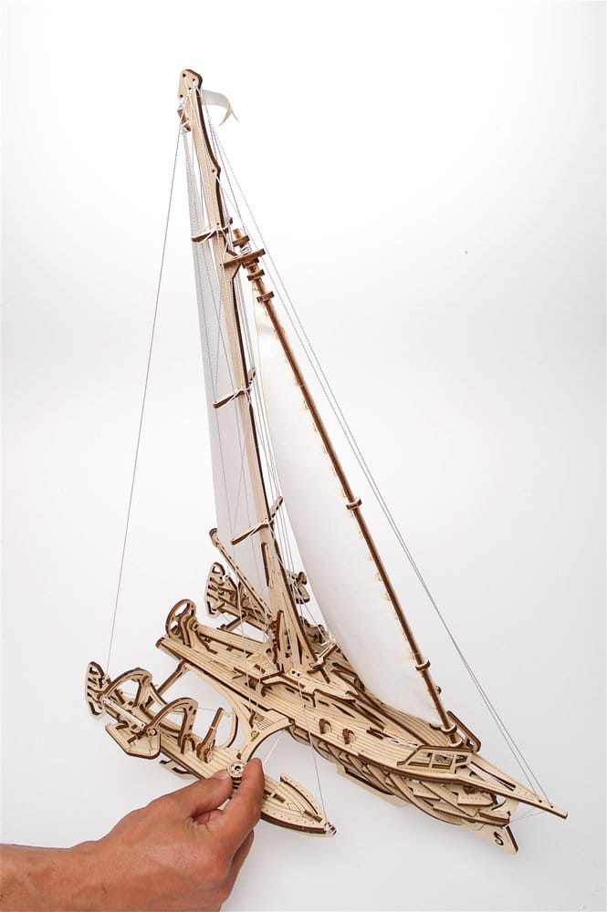 Ugears puzzle en bois 3D Trimaran Merihobus