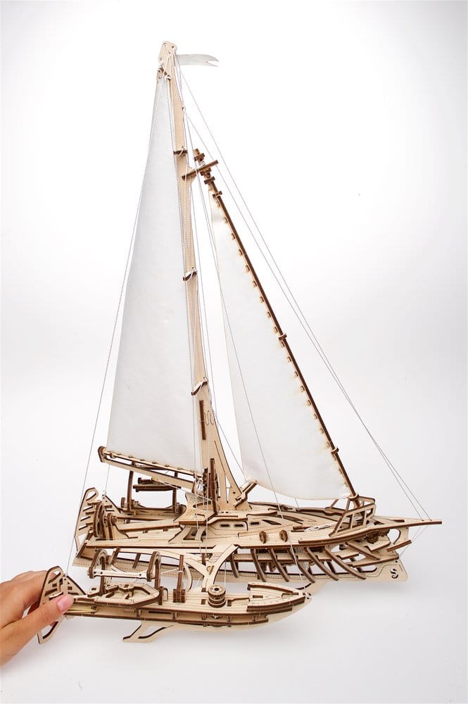 Ugears puzzle en bois 3D Trimaran Merihobus