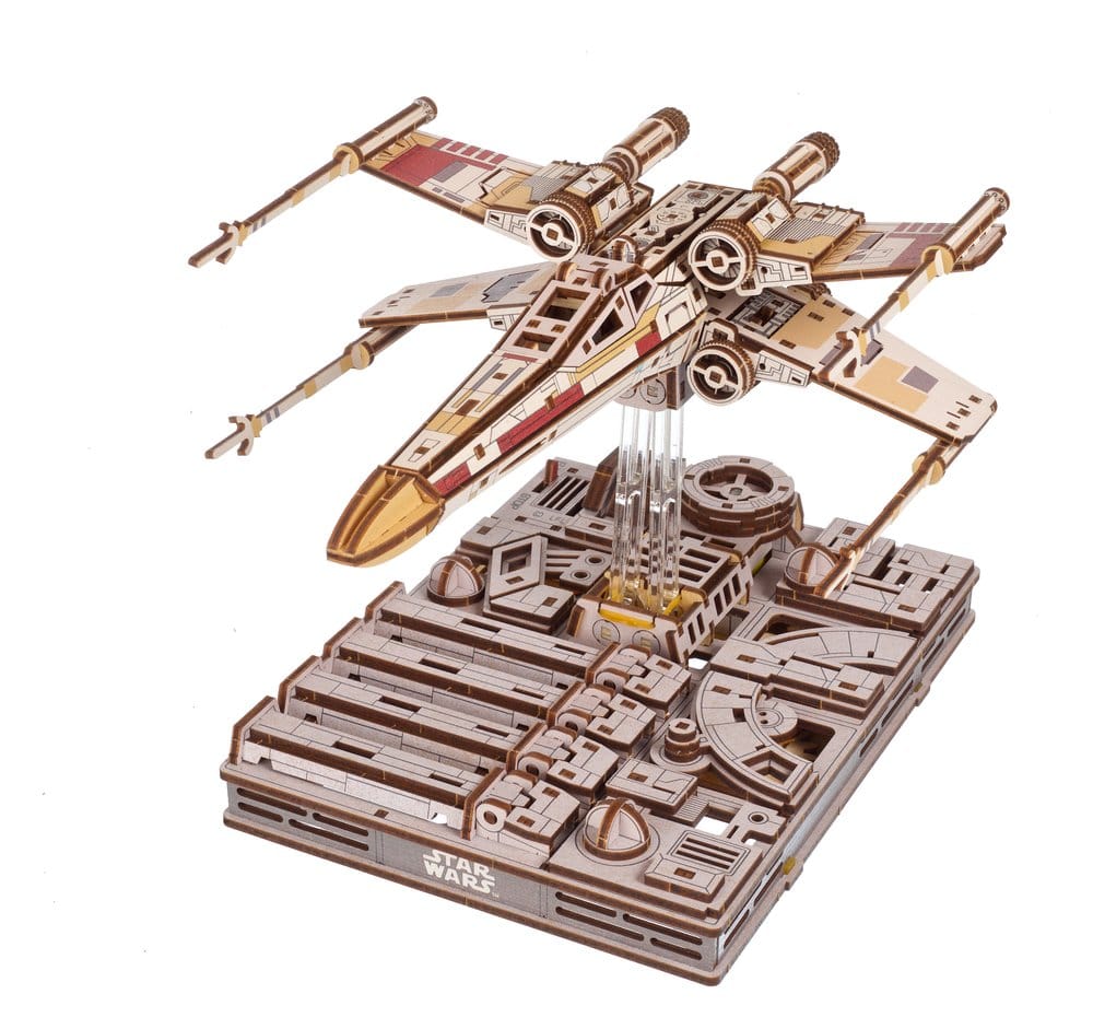Star Wars maquette en bois Luke Skywalker's X-Wing Starfighter