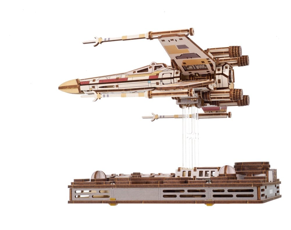 Star Wars maquette en bois Luke Skywalker's X-Wing Starfighter