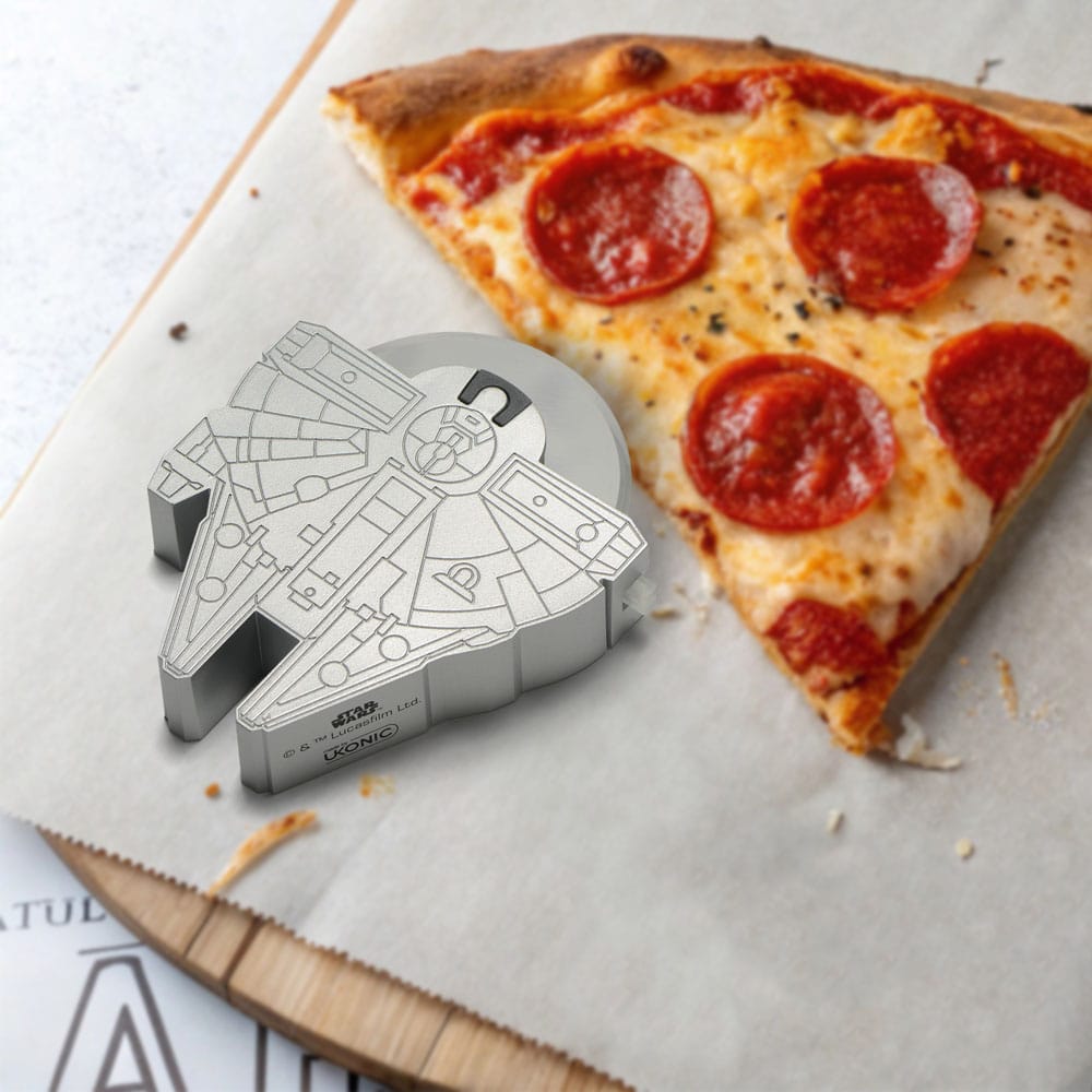 Star Wars couteau à pizza Faucon Millenium