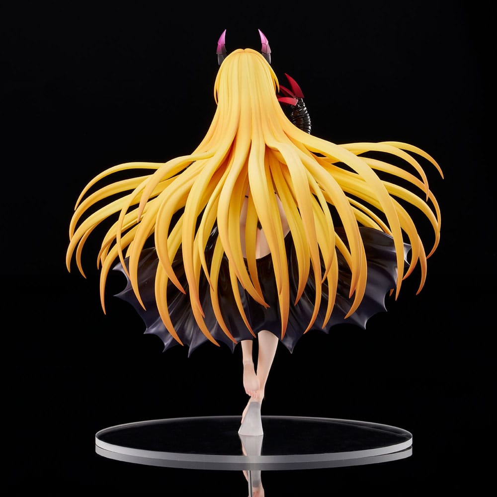 To Love-Ru Darkness statuette PVC 1/6 Golden Darkness Darkness Ver. 30 cm