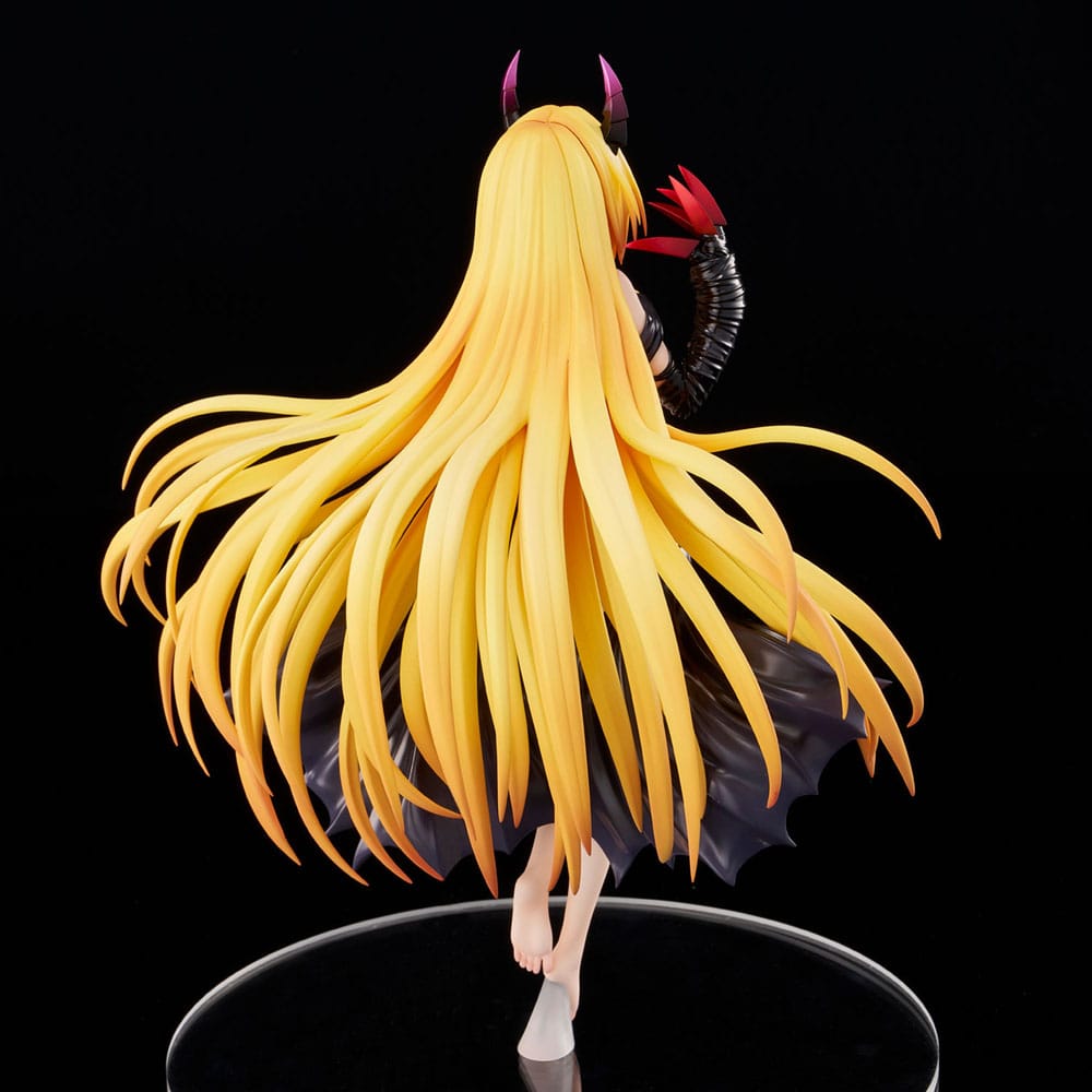 To Love-Ru Darkness statuette PVC 1/6 Golden Darkness Darkness Ver. 30 cm