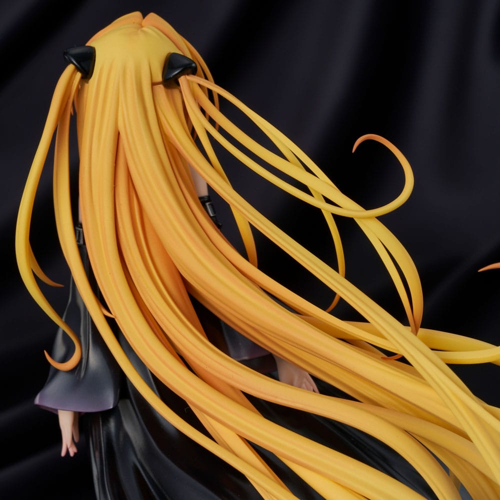 To Love-Ru Darkness statuette PVC 1/6 Golden Darkness Black Trance Version 20 cm