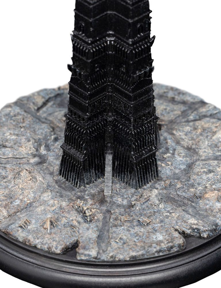 Le Seigneur des Anneaux statuette Orthanc 18 cm