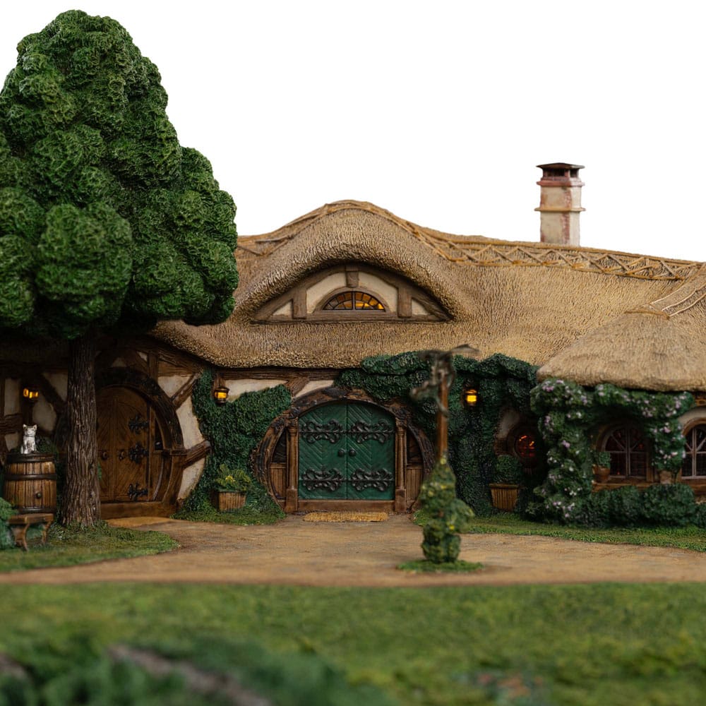 Le Seigneur des Anneaux statuette The Green Dragon Inn