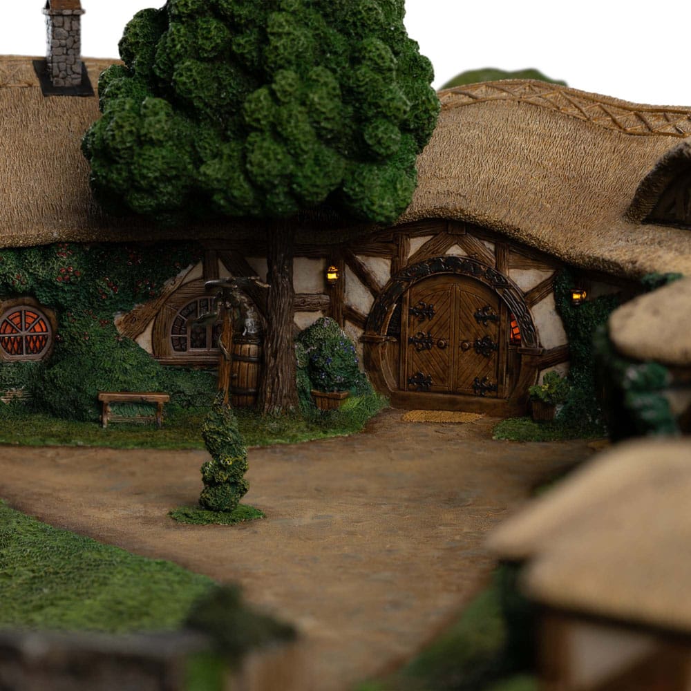 Le Seigneur des Anneaux statuette The Green Dragon Inn