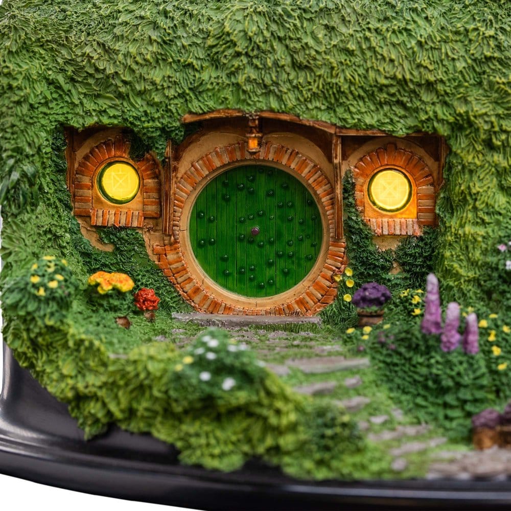 Le Seigneur des Anneaux Environnement Hobbit Hole - Bag End - Illuminated Edition 7 cm