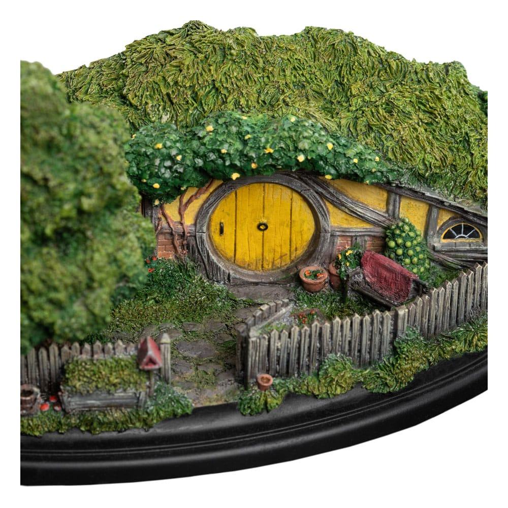 Le Hobbit statuette Hobbit Hole -25 Gandalf's Cutting 14 cm