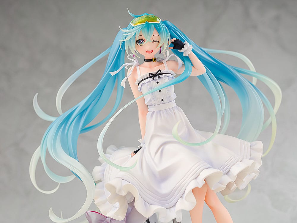 Hatsune Miku GT Project Original PVC 1/7 Vacation Style Ver. 24 cm