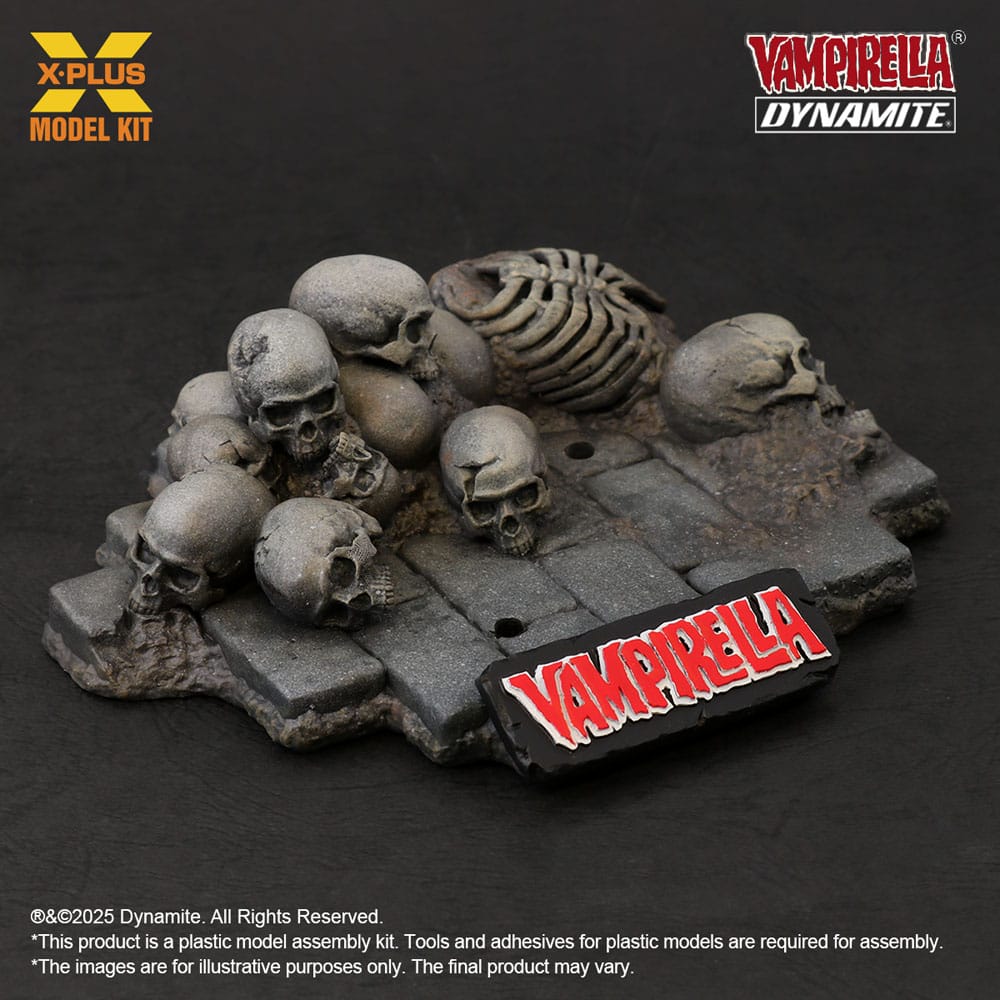 Vampirella figurine Plastic Model Kit 1/8 Vampirella 3.0 Jose Gonzales Edition 23 cm