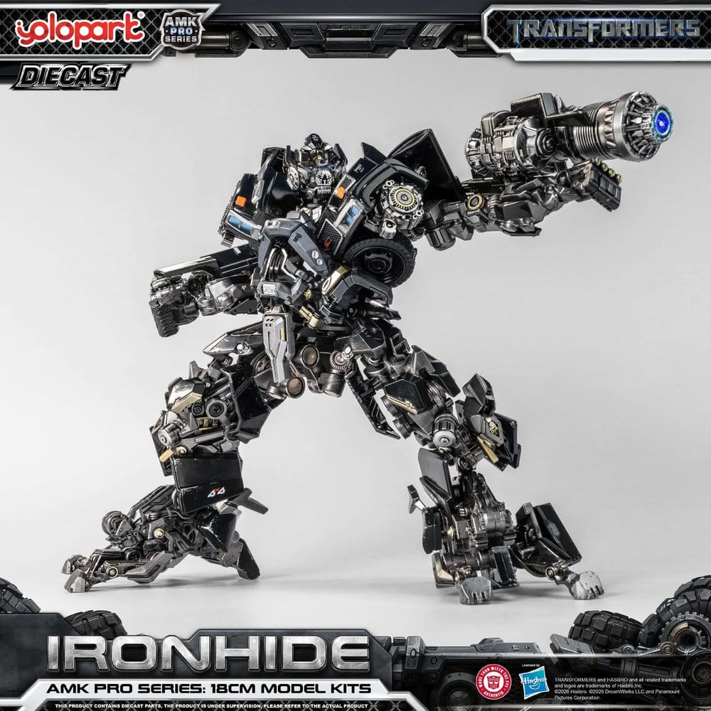 Transformers (2007) plastic model kit AMK PRO Series Ironhide 18 cm