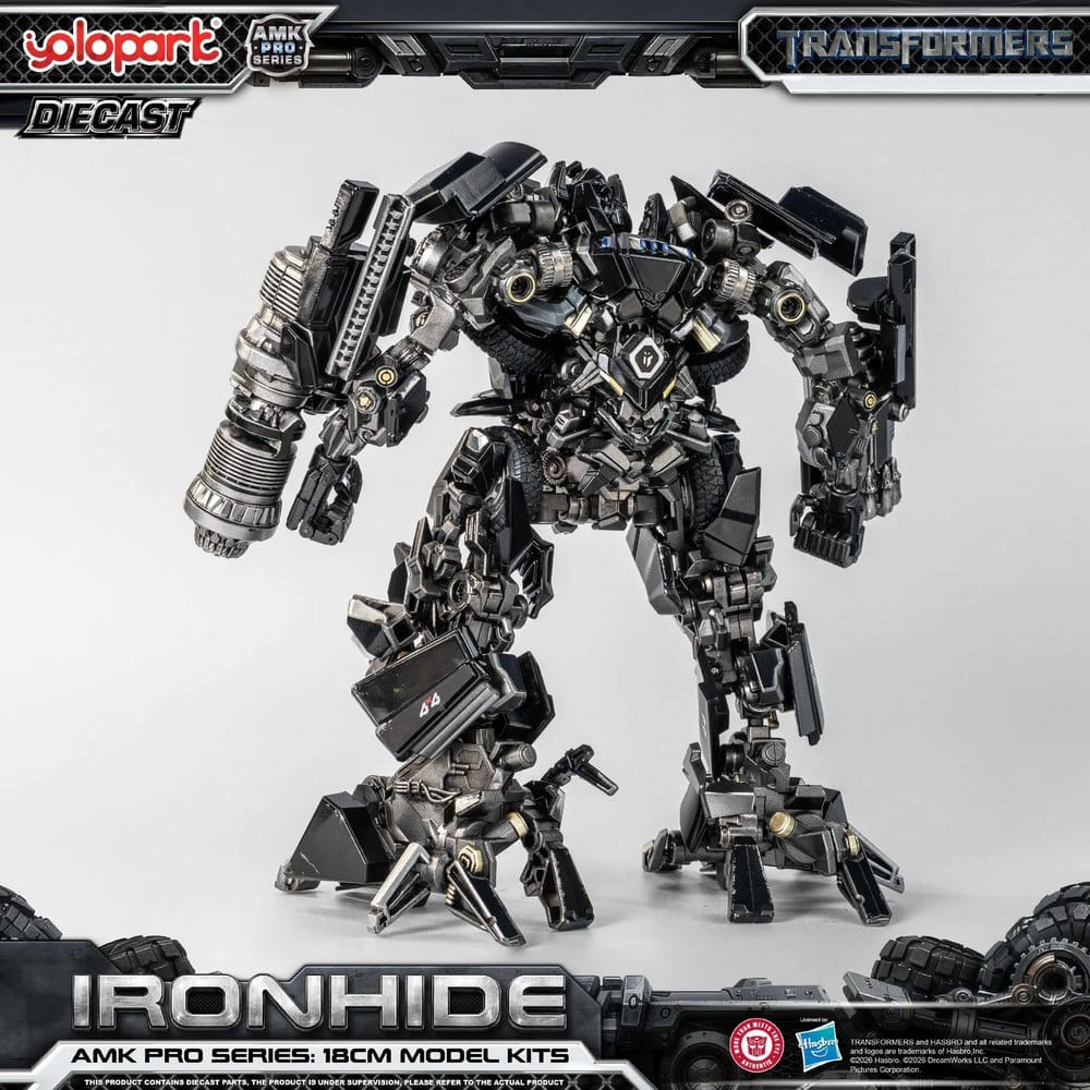 Transformers (2007) plastic model kit AMK PRO Series Ironhide 18 cm