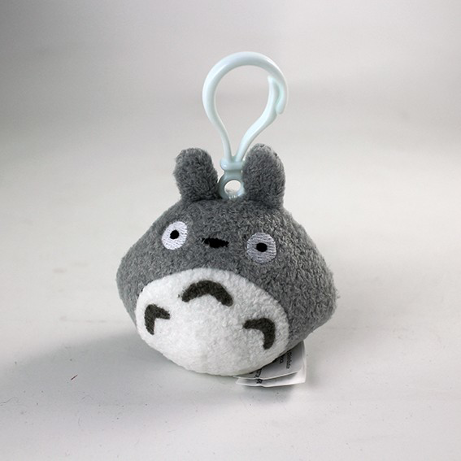 Ghibli - Mon Voisin Totoro - Peluche Porte-Clef Totoro Gris - flash vidéo