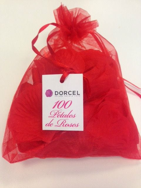 Sachet Organza 100 pétales rouges Dorcel - flash vidéo