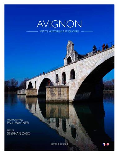 Avignon ; petite histoire et art de vivre - flash vidéo