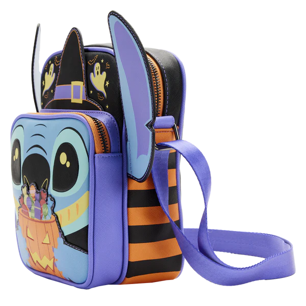 Loungefly: Disney Lilo & Stitch - Halloween Candy Cosplay Passport Bag - flash vidéo