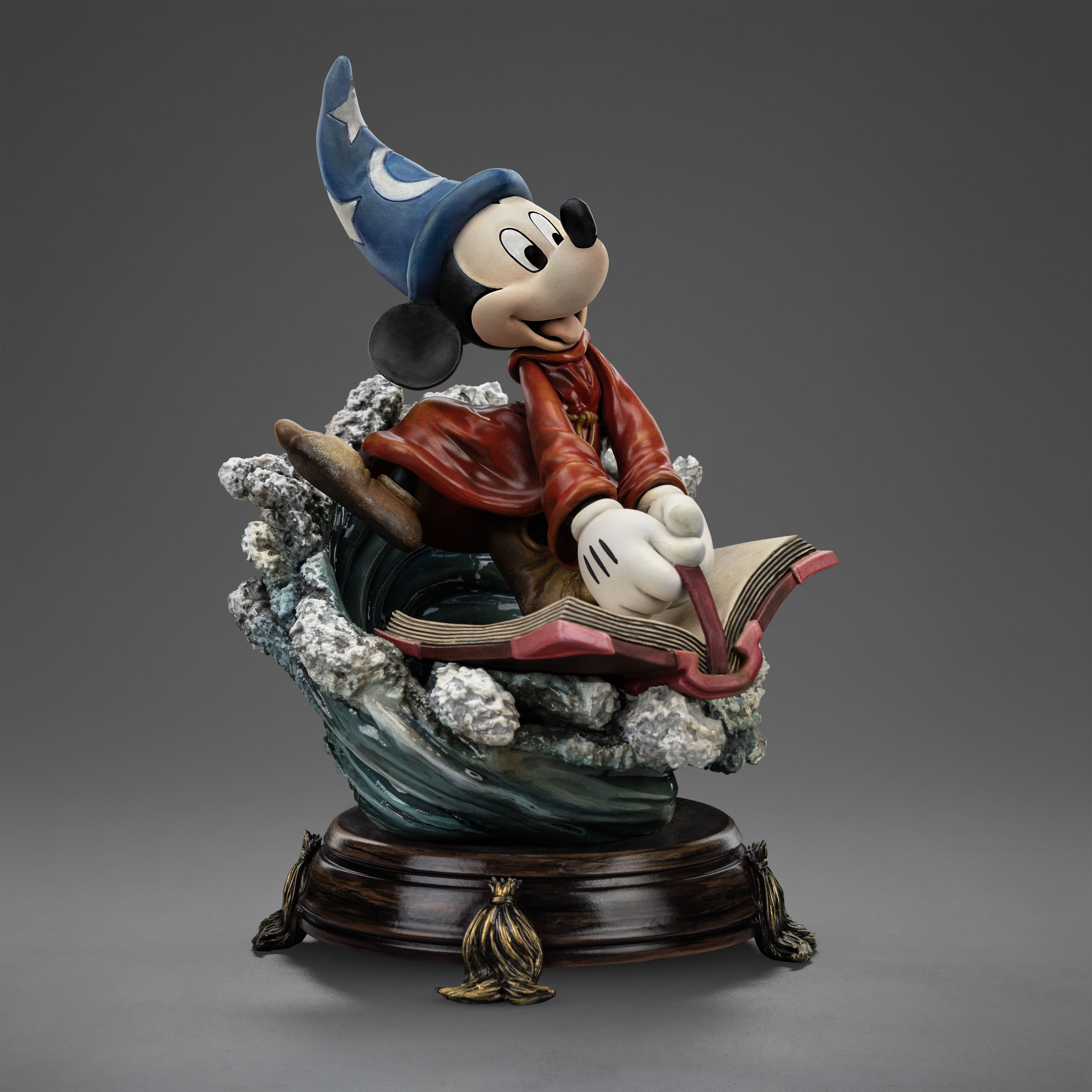 Iron Studios - Deluxe Art Scale 1/10 - Disney Classics - Mickey Sorcier Statue 28cm - flash vidéo
