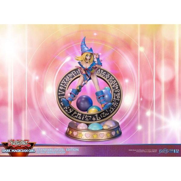 First 4 Figures - Yu-Gi-Oh! - Magicienne des Ténébres Pastel Statue Edition Standard 30cm - flash vidéo