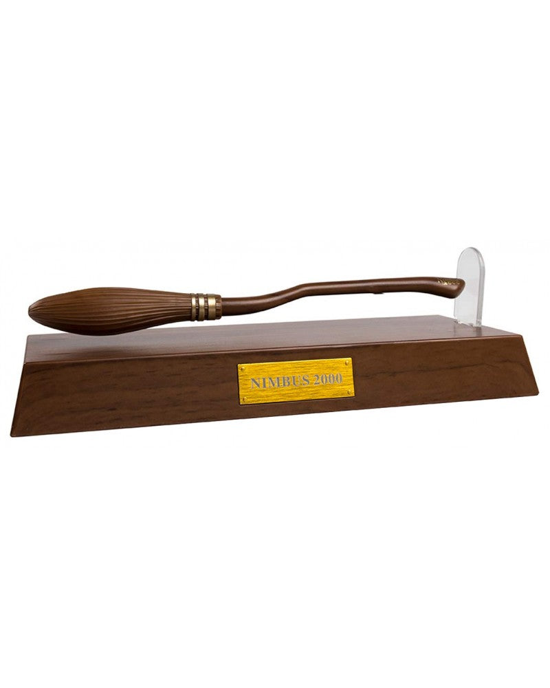 Harry Potter - Stylo en forme de balai Nimbus 2000 en lévitation