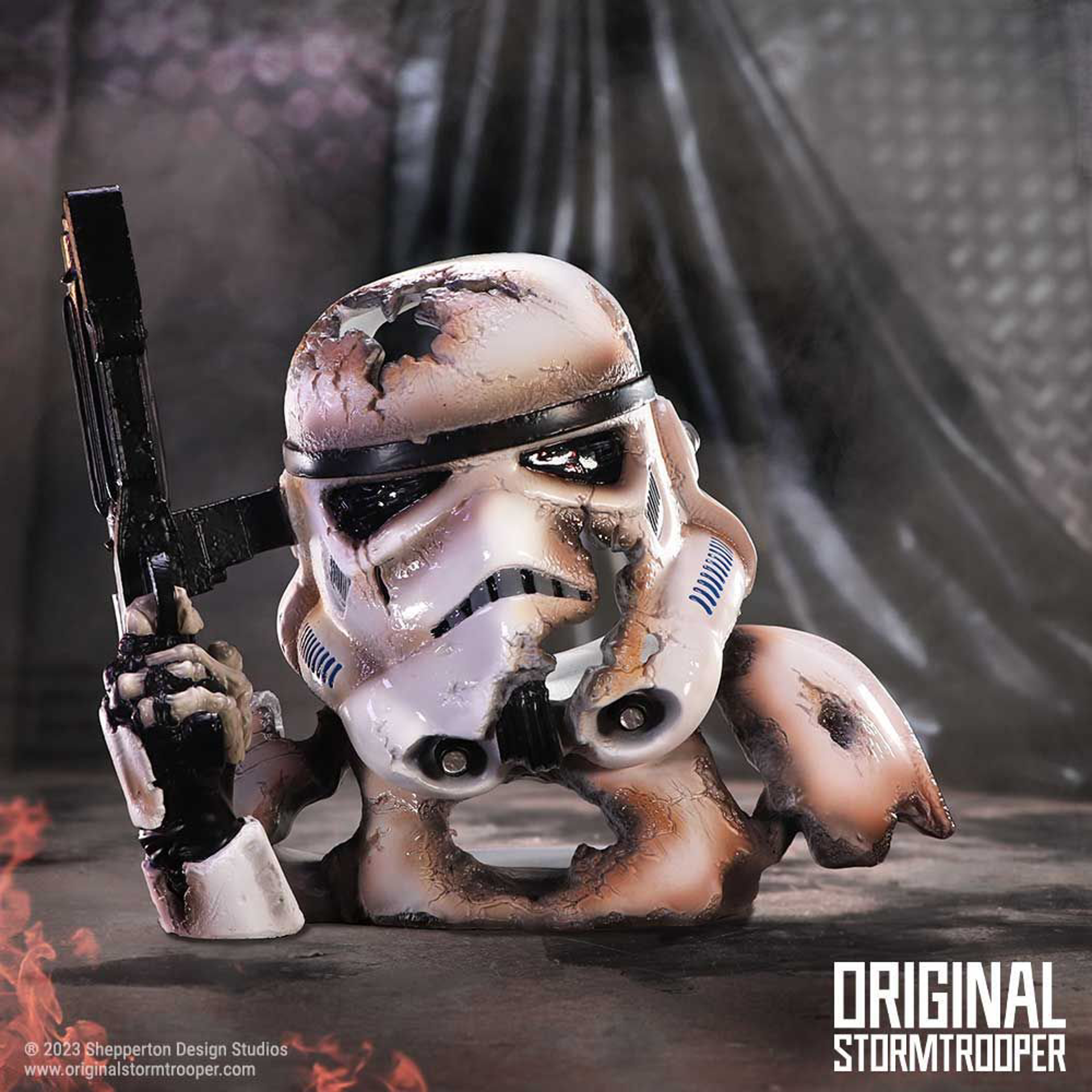 Star Wars - Buste de Stormtrooper détruit au combat 23.5cm