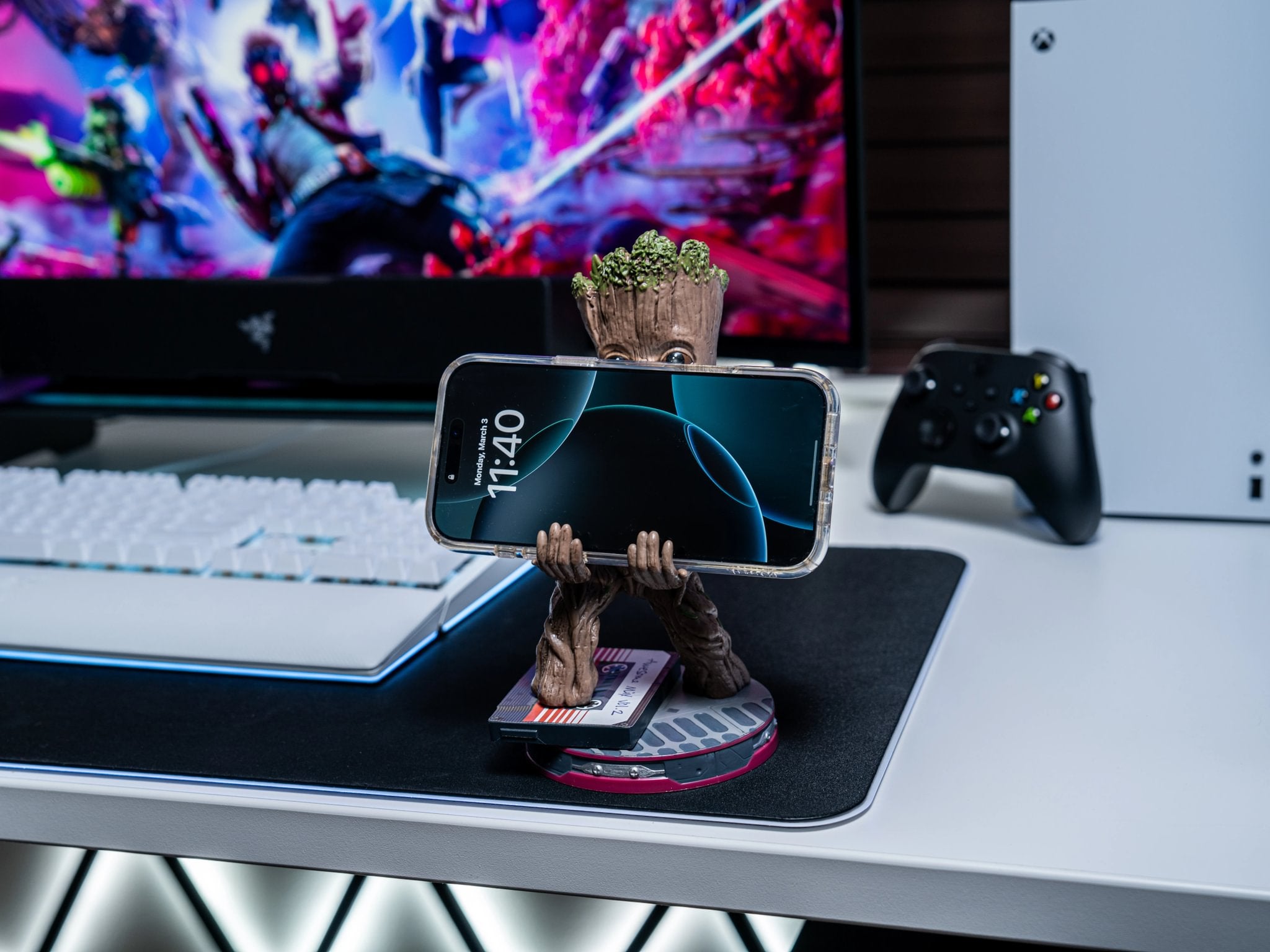 Cable Guys - Marvel - Je s'appelle Groot - Support pour téléphone et manette Groot souriant