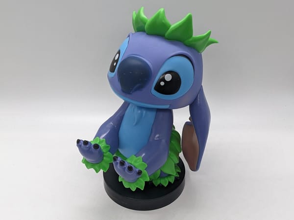 Cable Guys - Disney - Lilo et Stitch - Hula Stitch Support Chargeur pour Téléphone et Manette - flash vidéo