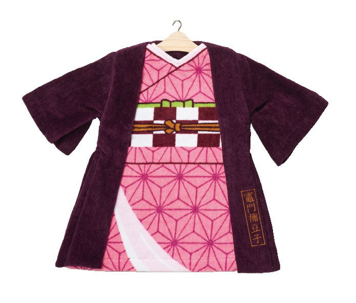 Demon Slayer: Kimetsu no Yaiba - Serviette en forme de tenue de Nezuko Kamado 43x54cm