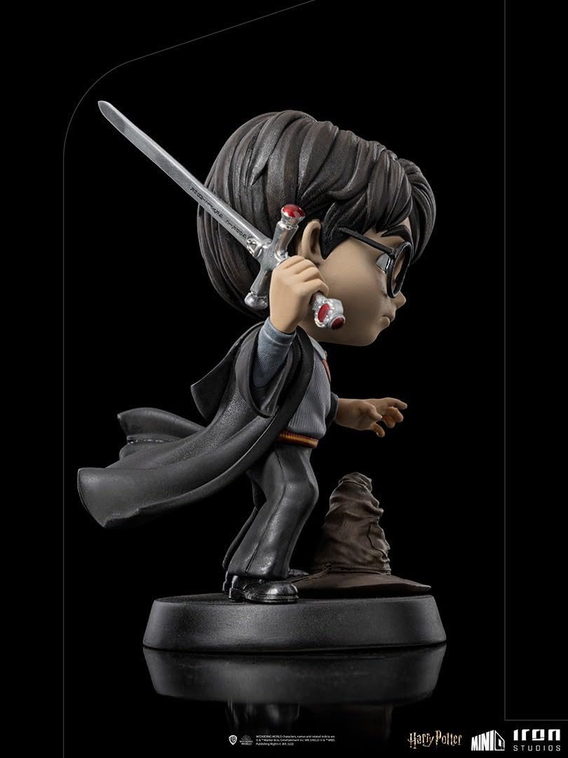 Iron Studios - MiniCo - Harry Potter and the Chamber of Secrets - Harry Potter with Sword of Gryffindor Statue 15cm - flash vidéo