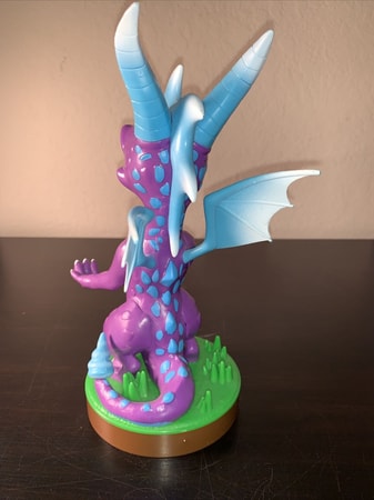Cable Guys - Spyro le Dragon - Spyro Glace Support Chargeur pour Téléphone et Manette - flash vidéo