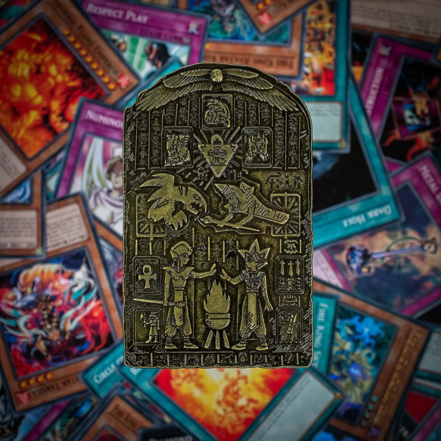 Yu-Gi-Oh! - Réplique en métal de la Tablette des Souvenirs Perdus en édition limitée