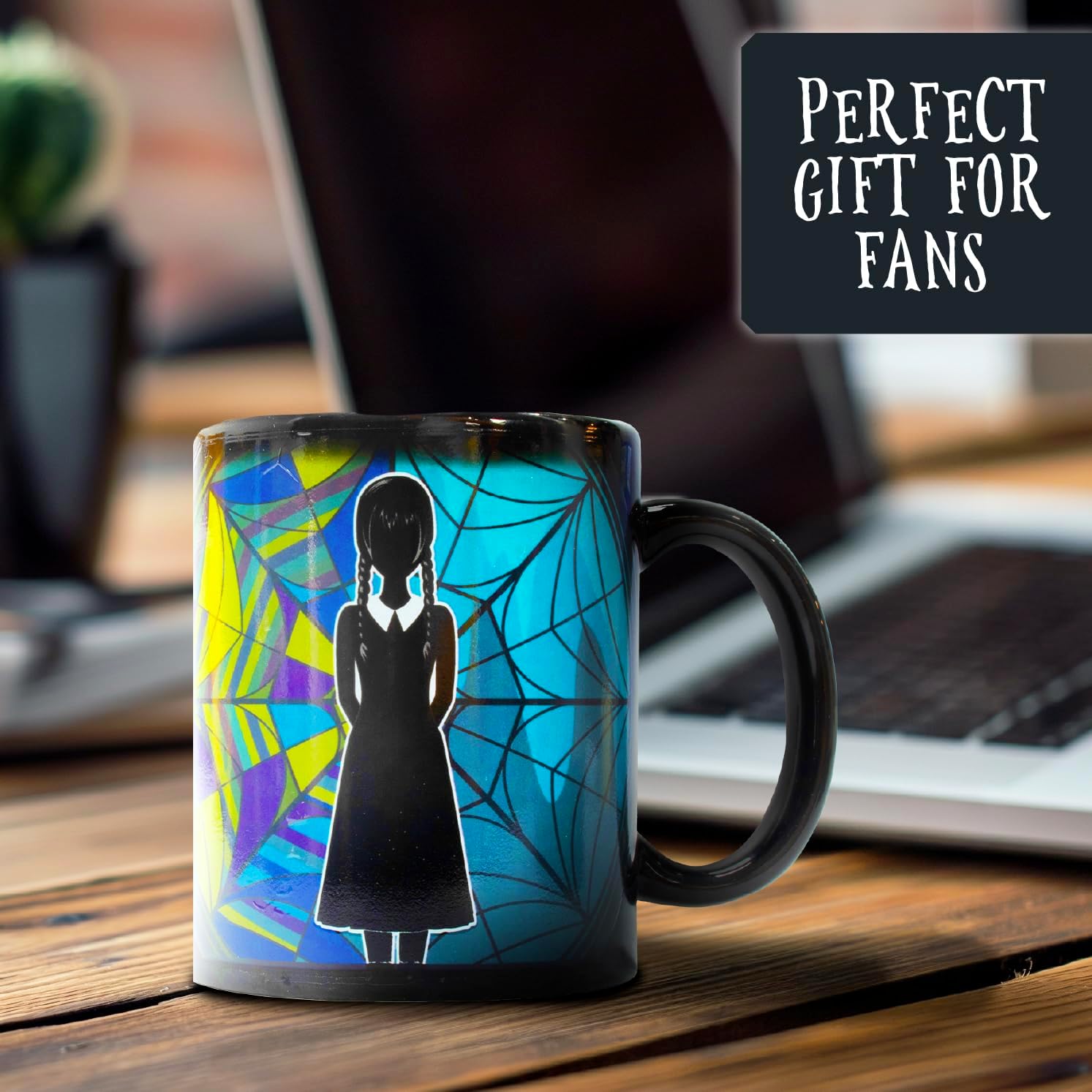 Mercredi - Mug thermoréactif XL Fenêtre du Hall Ophelia - flash vidéo
