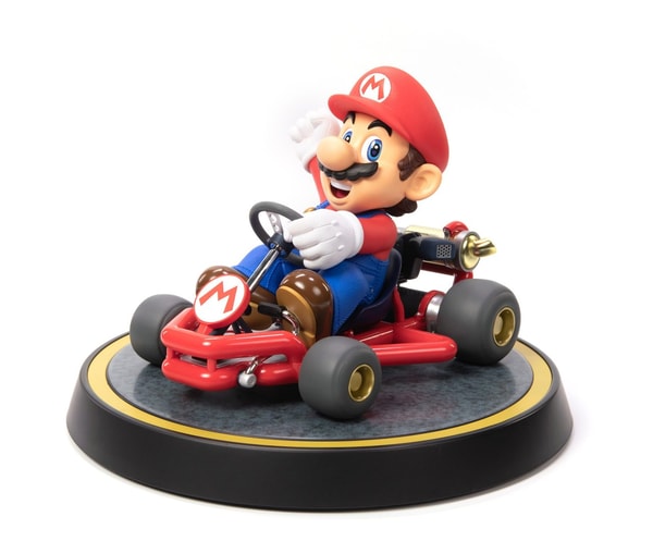 First 4 Figures - Mario Kart - Mario Statue Edition Standard 19cm - flash vidéo