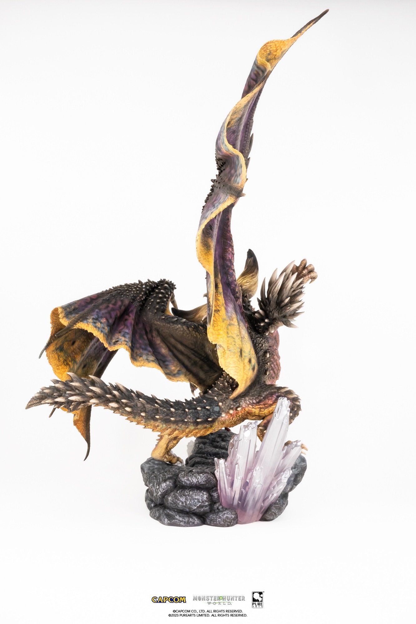 PureArts - 1:26 Scale Statues - Monster Hunter World - Nergigante Statue 76cm - flash vidéo