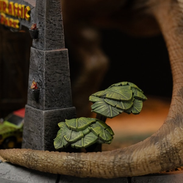 Iron Studios - MiniCo - Jurassic Park - T-Rex Deluxe Statue 15cm - flash vidéo