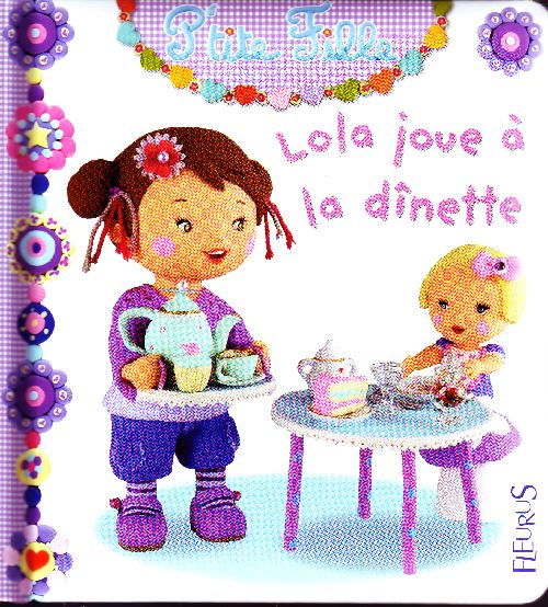 Lola joue à la dînette - flash vidéo