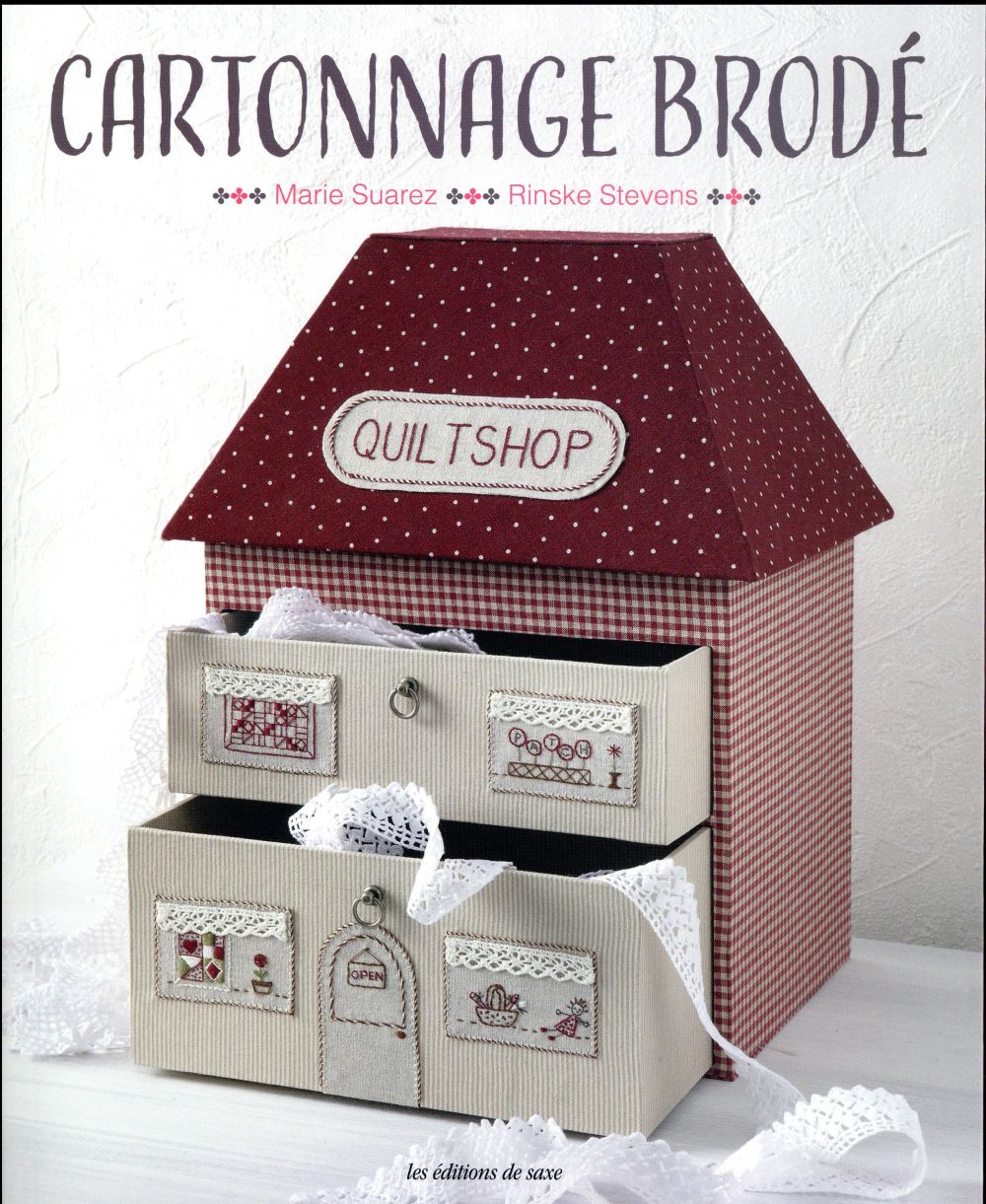 Cartonnage brodé