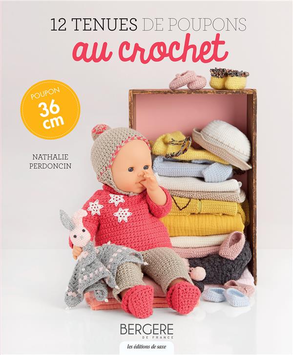 12 tenues de poupons au crochet ; poupon 36 cm