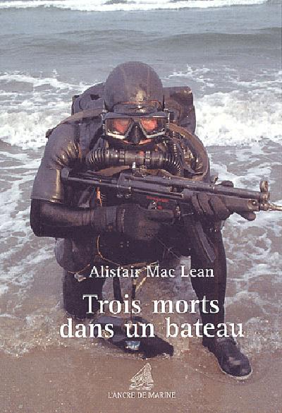Trois morts dans un bateau